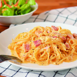 豚トロベーコン
カルボナーラ